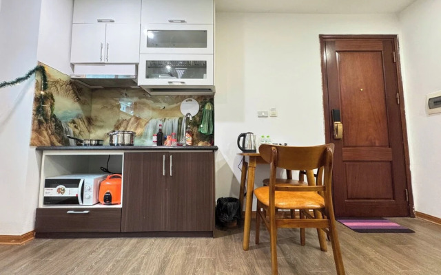 Tay Ho Apartment