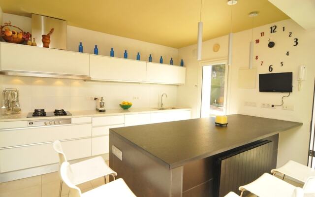 HomeHolidaysRentals Moai - Costa Barcelona