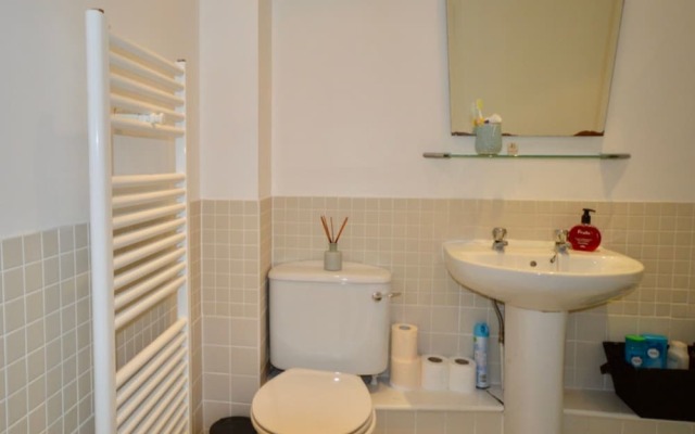 Bright Apartment In The Heart Of Bristol