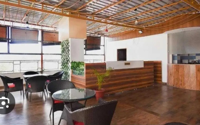 Hotel Yours Pacific