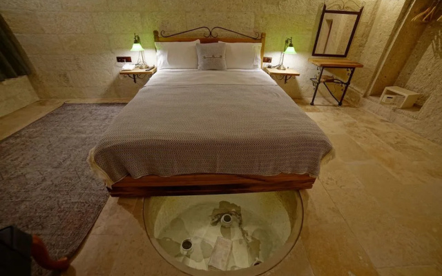 Design Cave Hotel