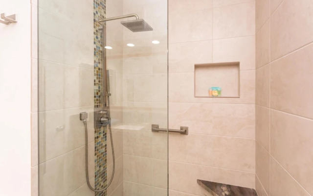 Hale Kamaole #218 - 1 Br Condo