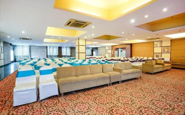 The Sky Comfort Vejalpur
