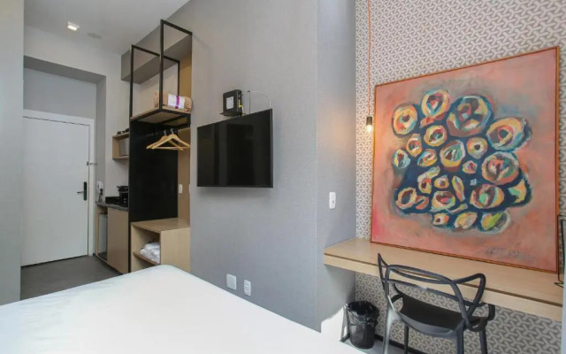 ESD - Studios E-Side By Anora Spaces