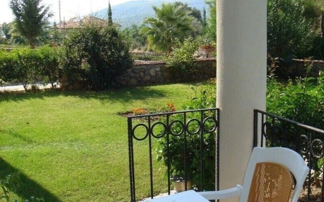 Villa PN13 by JoyLettings