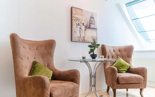 Ideal 2BR - Lovely for Longstays