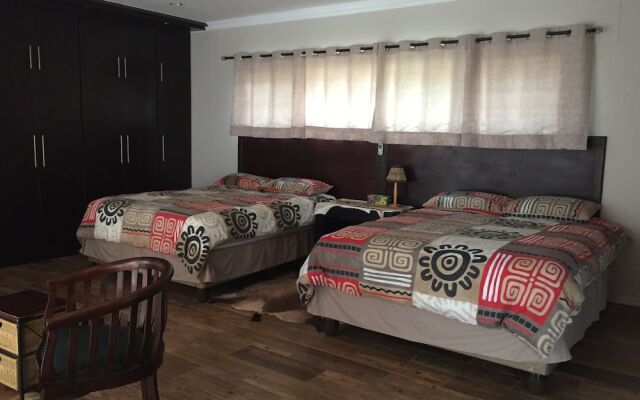 Onduri Lodge - In Okaukuejo