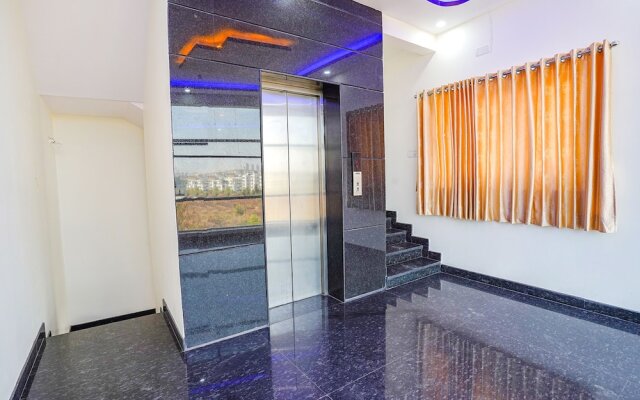Fabhotel Sri Ram Comforts