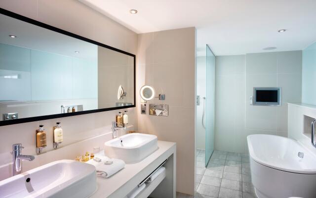 Holiday Inn Bristol City Centre by IHG
