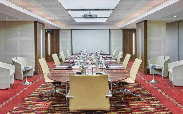 Holiday Inn Kuwait Al Thuraya City by IHG