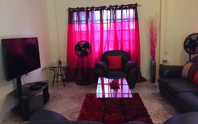 Criss Cross Visitor's Accommodation