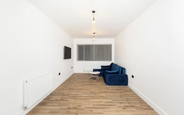 The Suites Inn Hotel