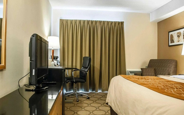 Comfort Inn Laval
