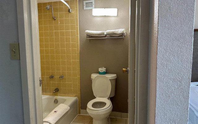 Motel 6 Rochester, NY - Airport