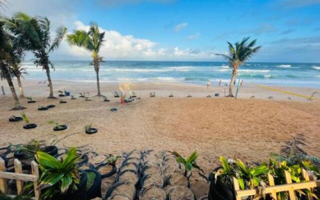 Praia Do Sol Triplex Beach House