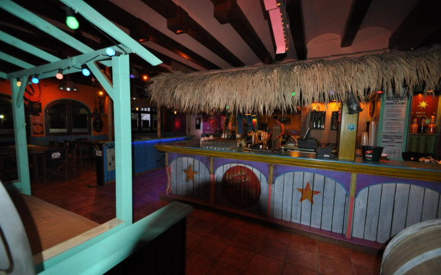 Safari Hotel