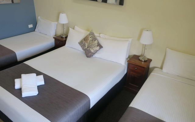 Caboolture Central Motor Inn, SureStay Collection by BW