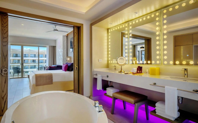 Planet Hollywood Adult Scene Cancun, An Autograph Collection All Inclusive Resort - Adults Only