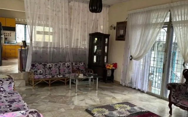 OYO Home 90725 Harmony Silk