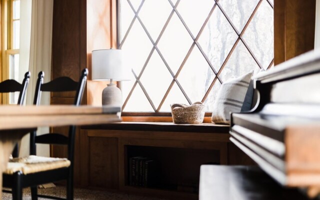 Lakeview Dr - Gambler