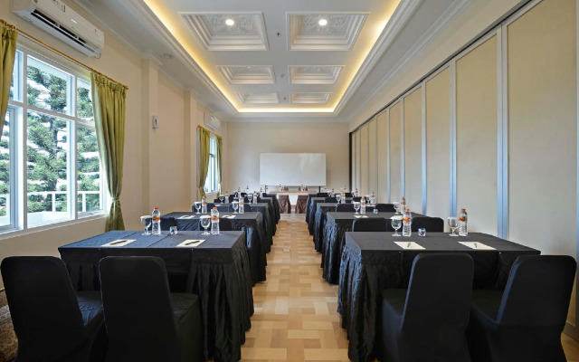 Sahira Butik Hotel Pakuan (Syariah Hotel)