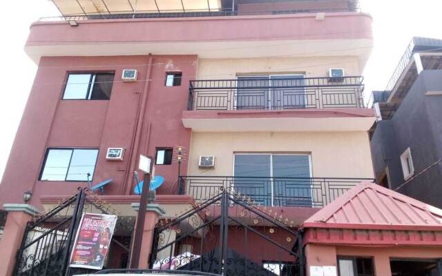 Penthouse Hotel Ajegunle Apapa