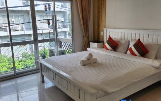 Narastay Phrom Phong