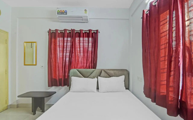 OYO Flagship 80584 Royal Residency