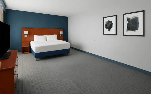 Courtyard by Marriott Santa Clarita Valencia