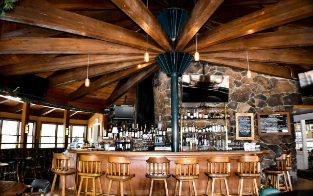 River Ranch Lodge & Restaurant