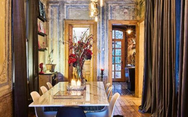 19th Century Luxury Loft in Galata