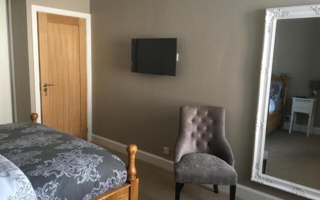 1 St Ellas House Apartment