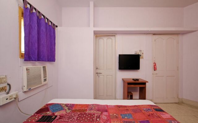 OYO 8503 Apartment Aakash Ganga