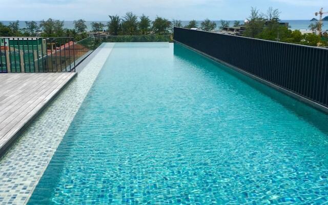 The Deck Condominium by Lofty