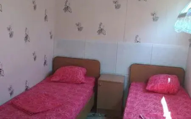 Pod palmoj