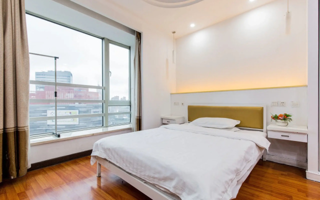 New Space New Hotel (Zhongshan Park)
