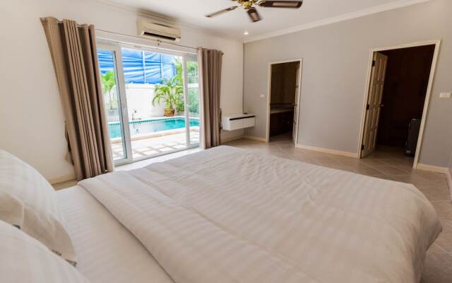 Majestic Pool Villa by Pattaya Sunny Rentals