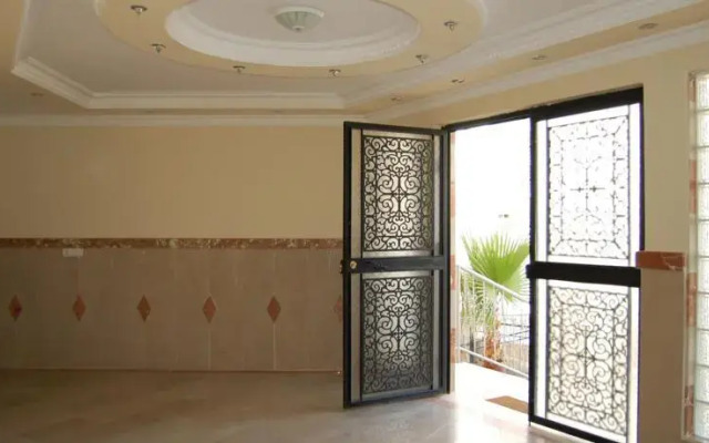 Euro Residence