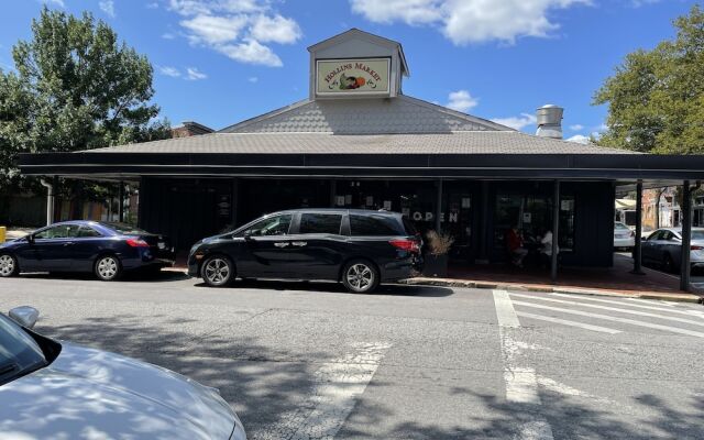 Entire Unit-5min to M&TBank Camden Yards