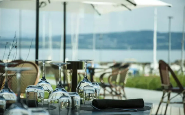 Hôtel Restaurant Port-Conty