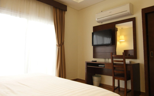 Al Jar Resort - Families Only