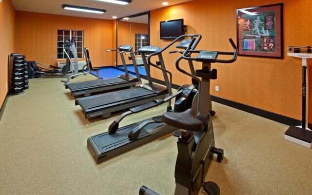 Holiday Inn Express Grand Rapids SW by IHG