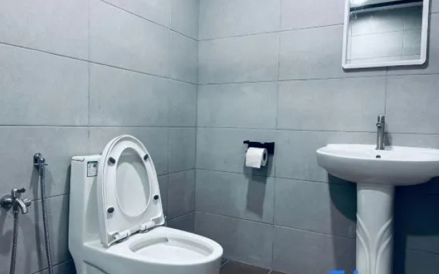 All-You-Need Room for 4 | Walk & Drive Around to Tourist Hotspot | Eden – Bathroom – Malacca