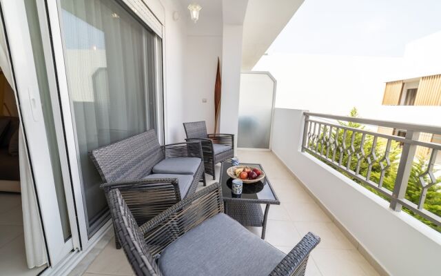 Heronissos Apartment