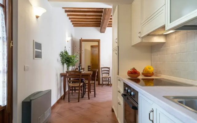 Gaiole Apartment