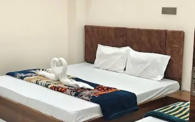 Goroomgo Shree Anant Mahadev Guest House