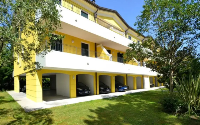 Peaceful Flat With Terrace and Wifi
