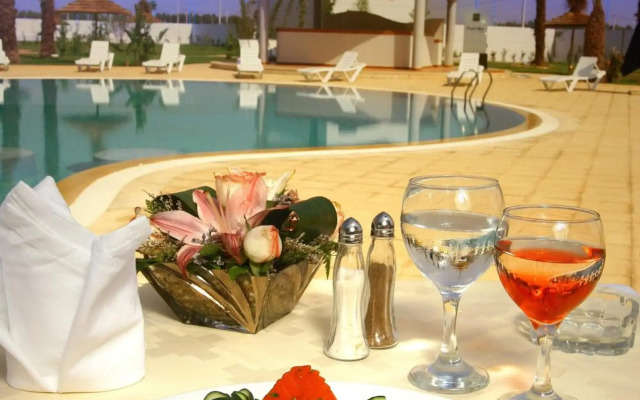 Relax Hotel Airport Nouasseur