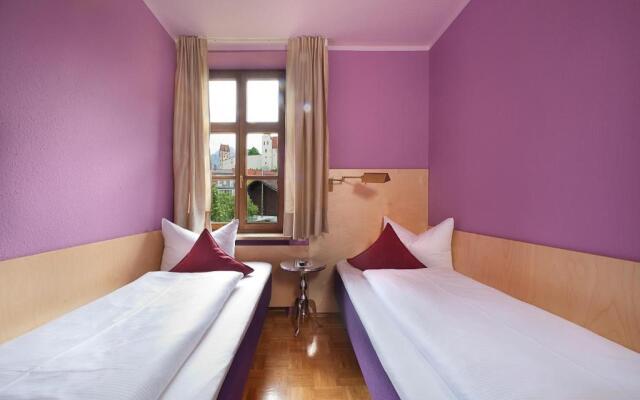 Villa Fantasia Budget Boutique Hotel