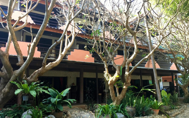 Duenshine Resort